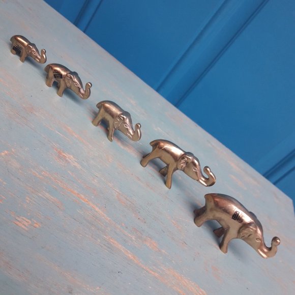 Elephants Vintage Brass Set of 5 Figurine Animals MCM Handmade Mid Century Gold - Picture 8 of 13